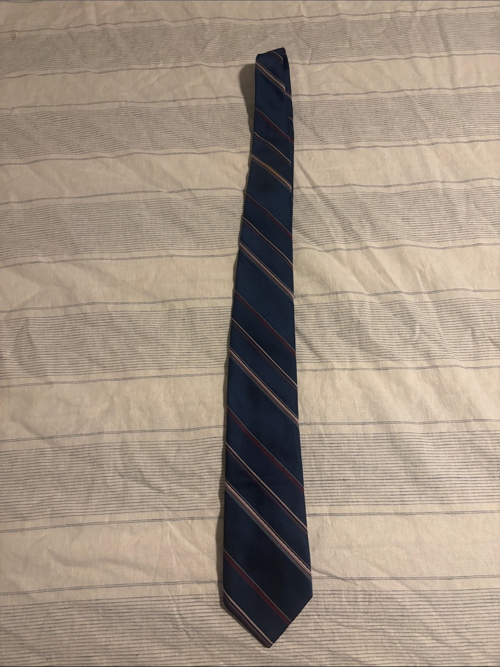 Classic Navy Diagonal Stripe Tie - Unbranded